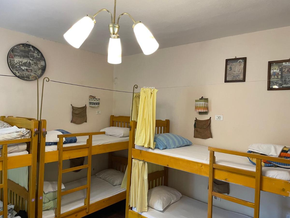 Trip'N'Hostel Τίρανα Εξωτερικό φωτογραφία
