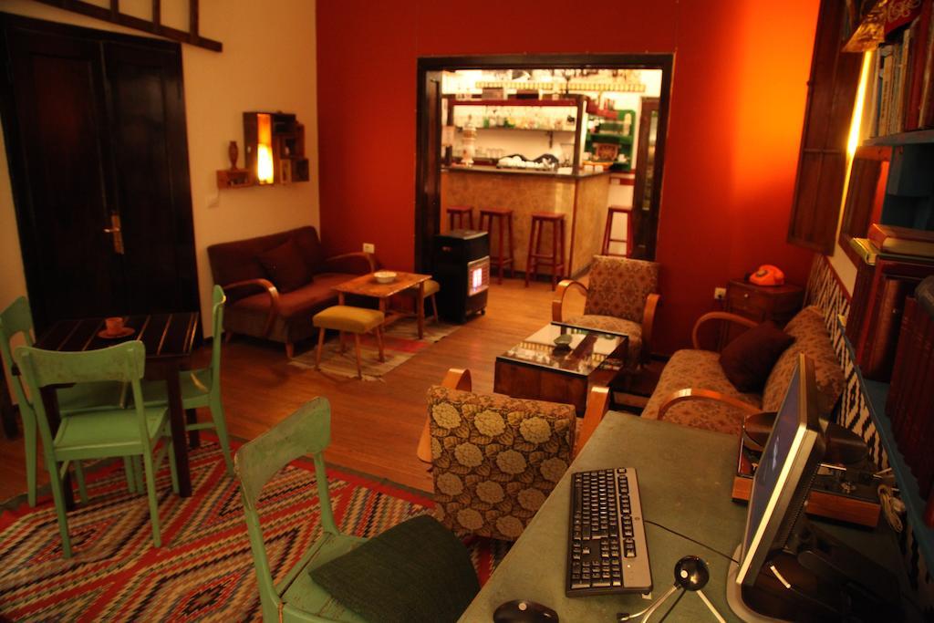Trip'N'Hostel Τίρανα Εξωτερικό φωτογραφία